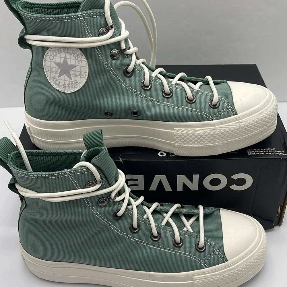 Converse WMNS High-Top Platform Sneakers CTAS LIFT HI HERBY/EGRET/ADMIRAL ELM